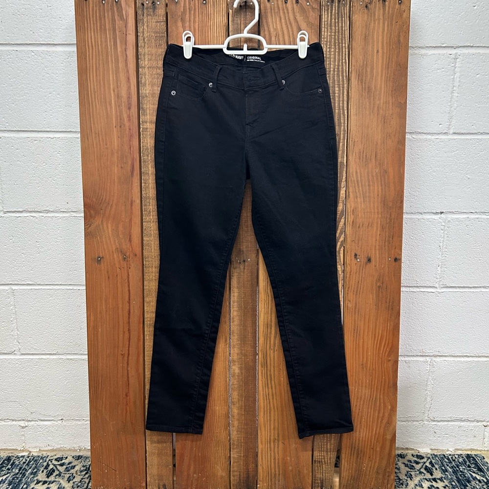Old Navy size 2 short black skinny jeans